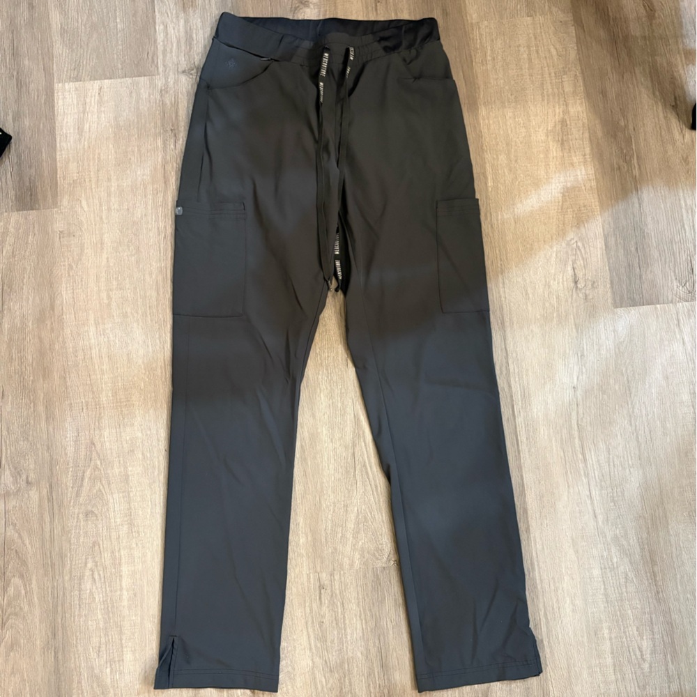Med Couture Men's Dark Gray Cargo Pants